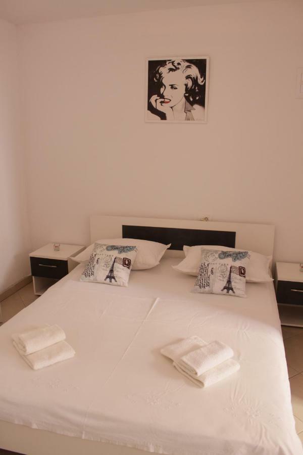 Adria Apartments Stobreč Zewnętrze zdjęcie