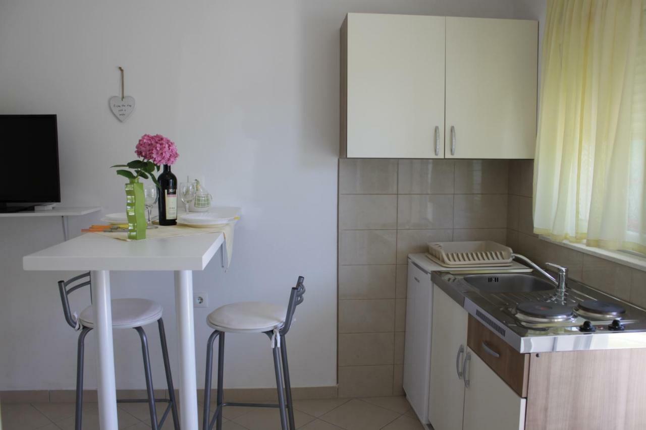 Adria Apartments Stobreč Zewnętrze zdjęcie