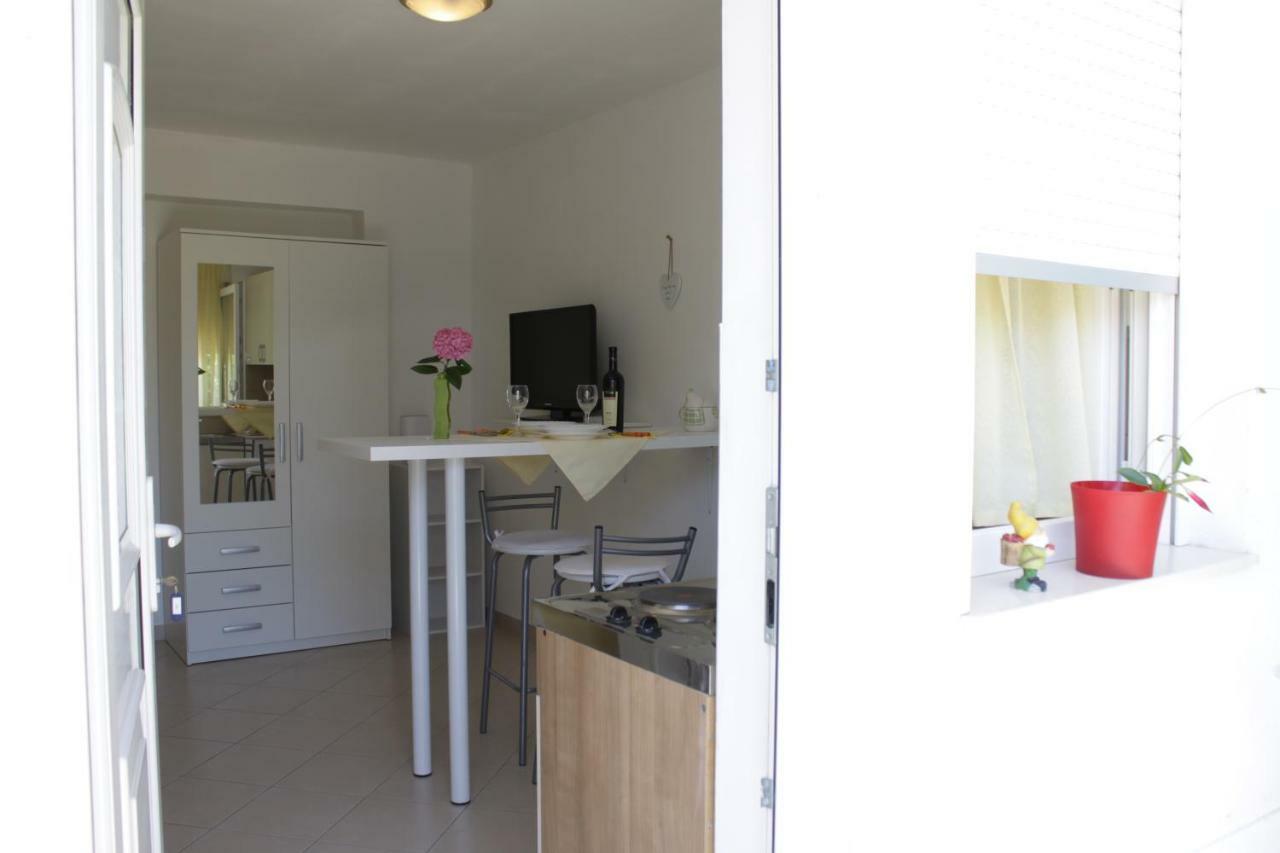 Adria Apartments Stobreč Zewnętrze zdjęcie